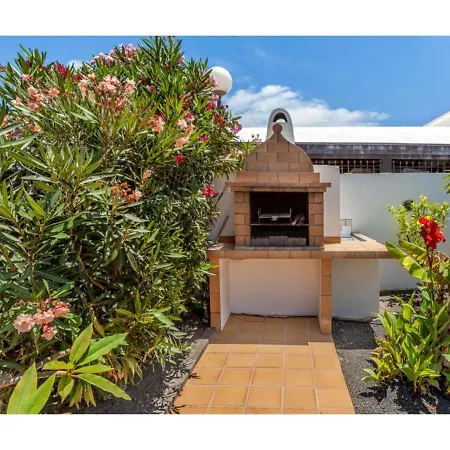 Villa Belvilla By Oyo Mango 4 Pax *
