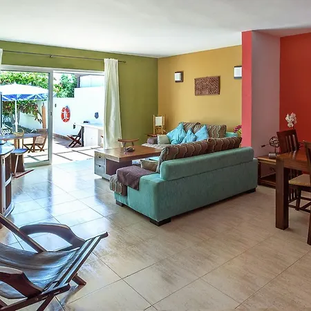 Belvilla By Oyo Mango 4 Pax Villa